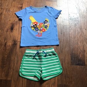 Mini Boden set, Chicken Shirt 7-8, green Shorts 7